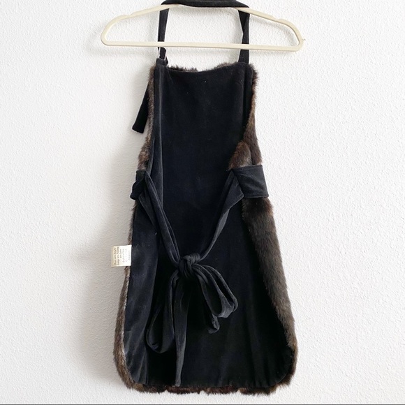 ⭐️Gorgeous, soft faux fur apron with sash - Picture 4 of 16